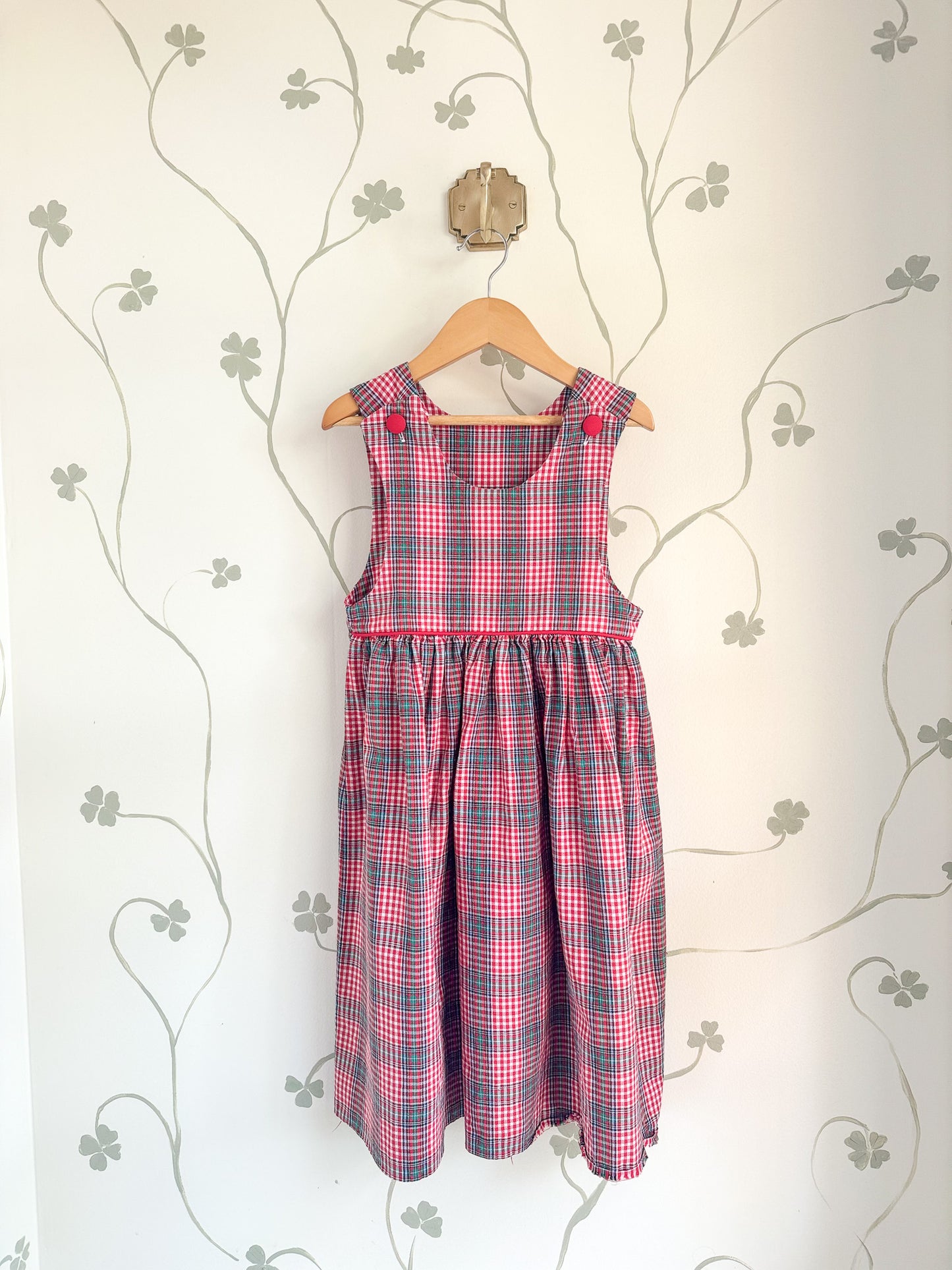 Vintage Judy Lynn Plaid Jumper with red buttons - 6-7 years