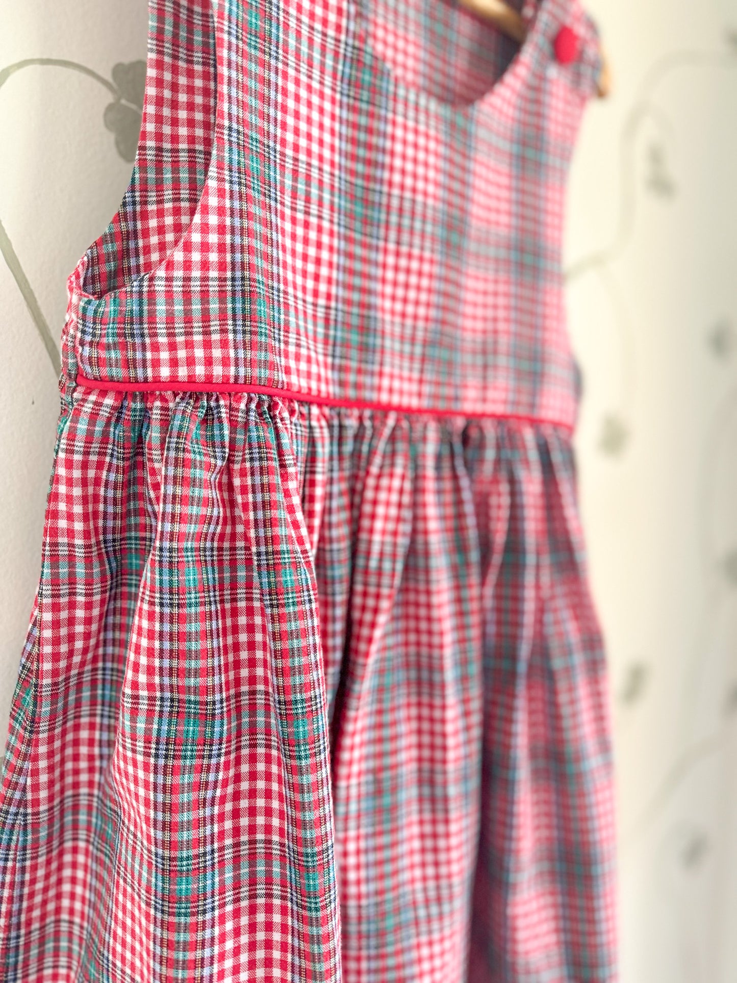 Vintage Judy Lynn plaid jumper with red buttons - 7 years