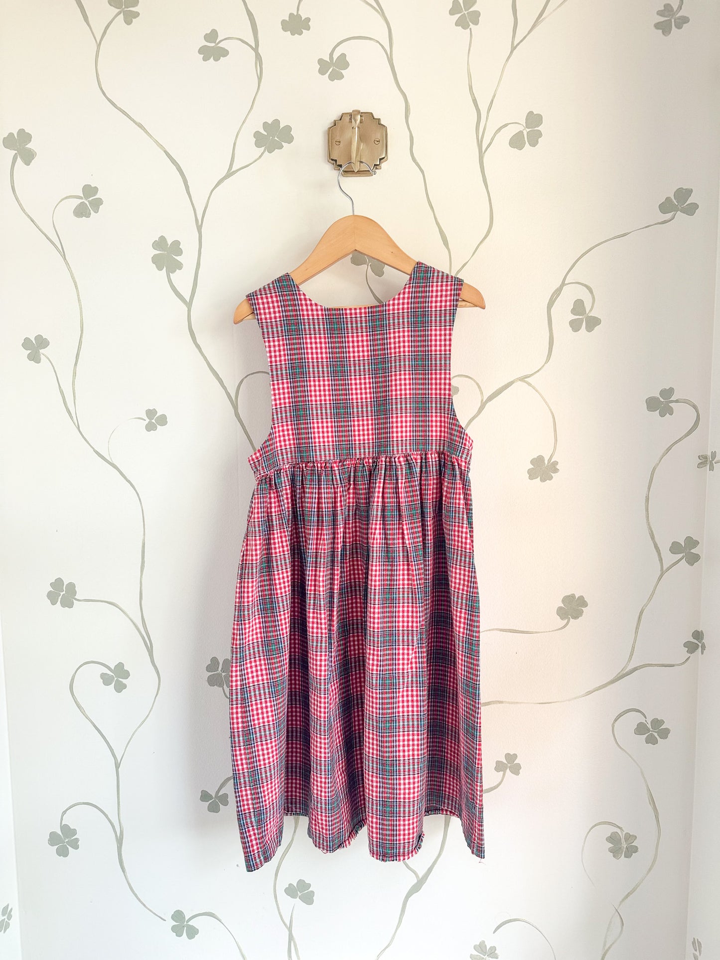 Vintage Judy Lynn plaid jumper with red buttons - 7 years