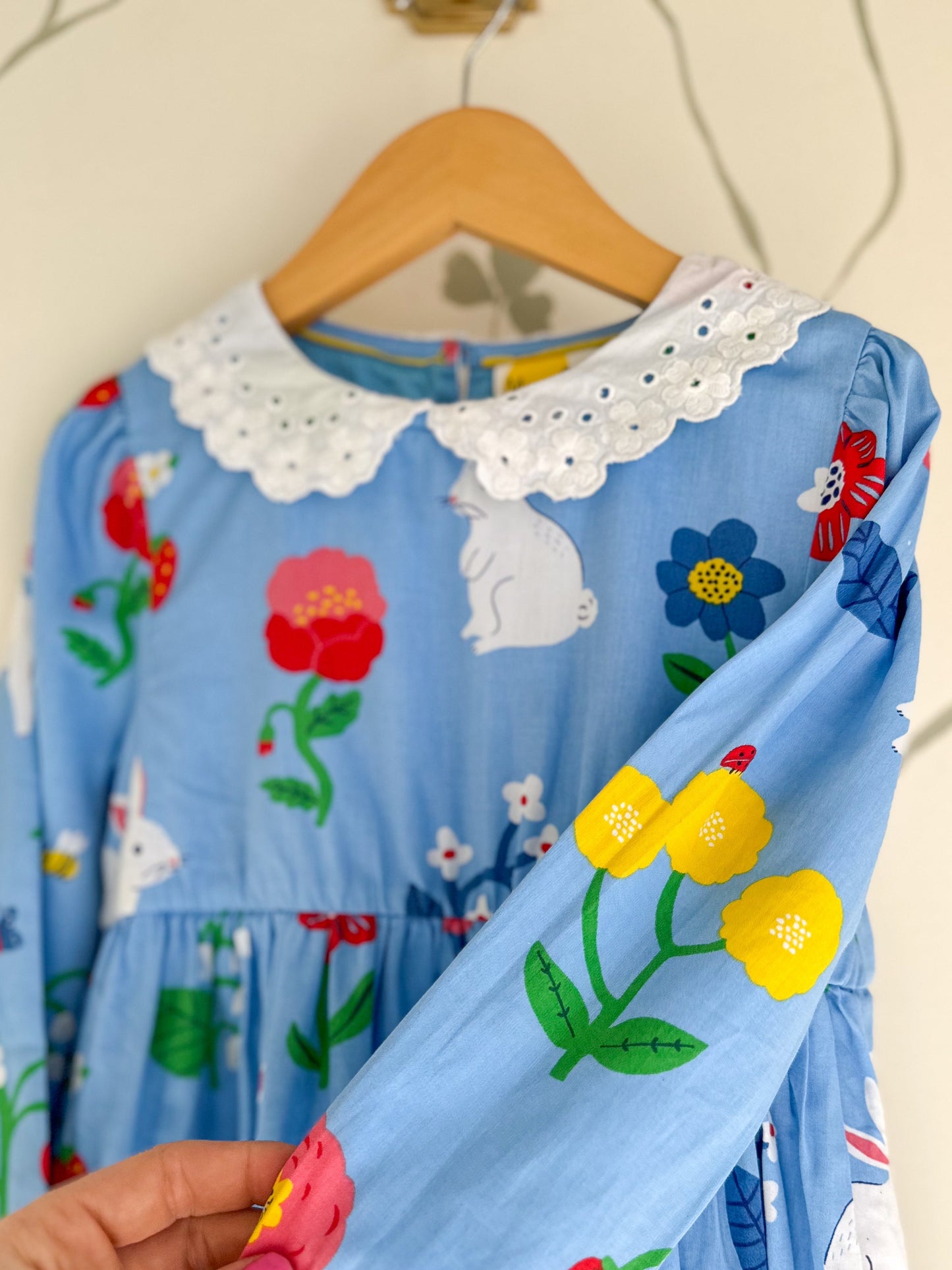 Mini Boden Blue Bunny Broderie Collared Dress - Size 6/7 Years