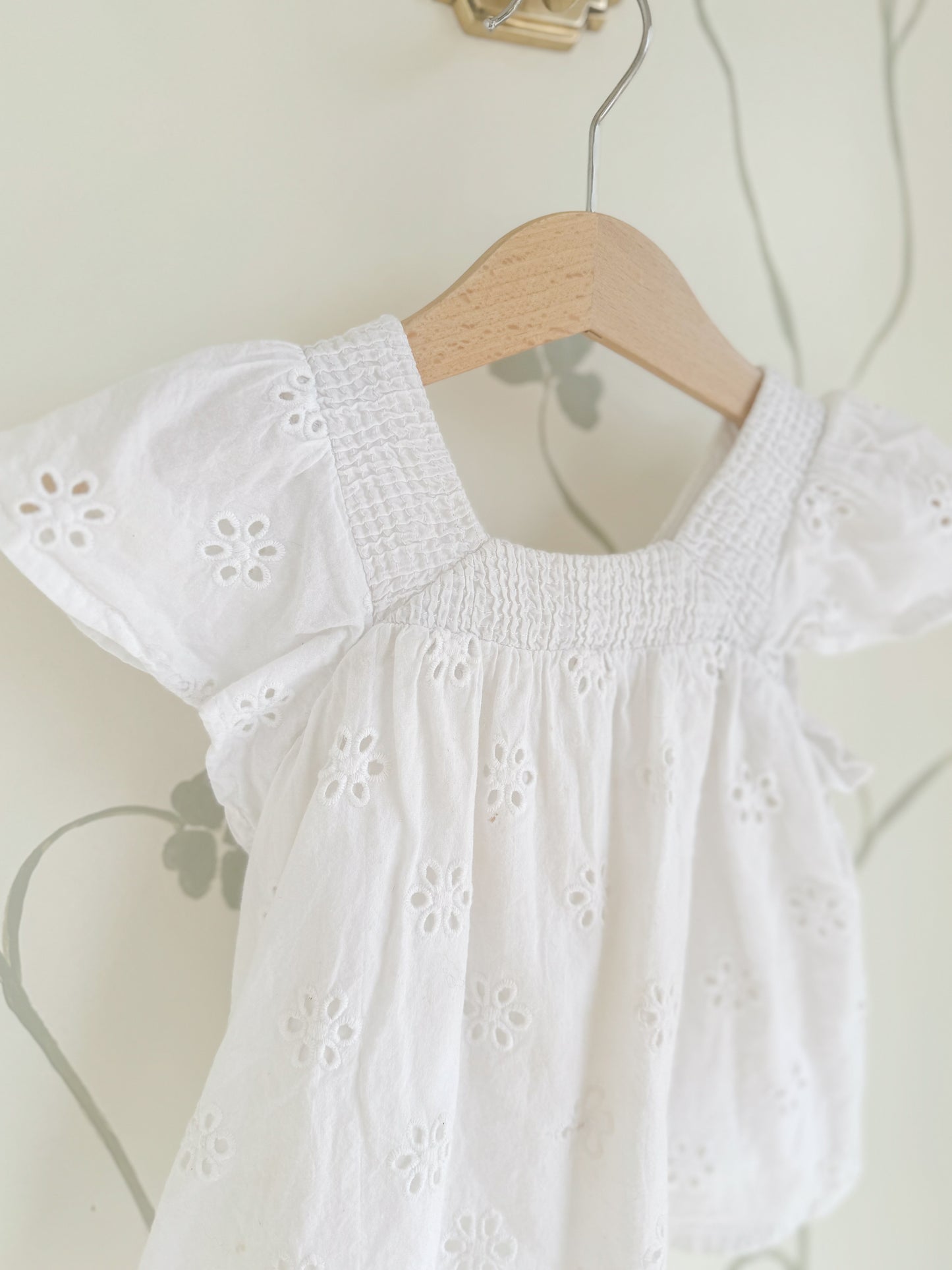 Zara Kids White Eyelet Top - 18 Months