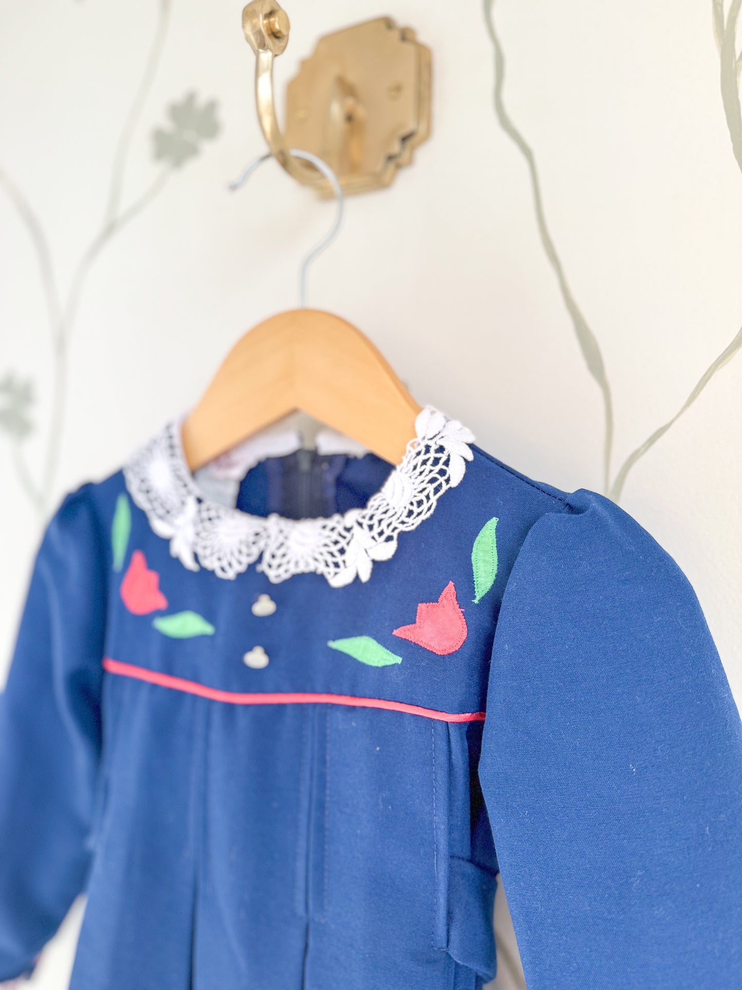 Vintage Tulip Pleated Navy Dress - Size 4